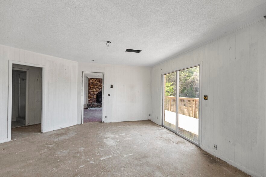 More Photos Of 1010 N Eufaula Ave, Eufaula Hotel For Sale