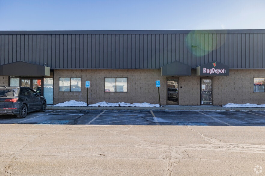 More Photos Of 472 Amherst St, Nashua Distribution For Lease