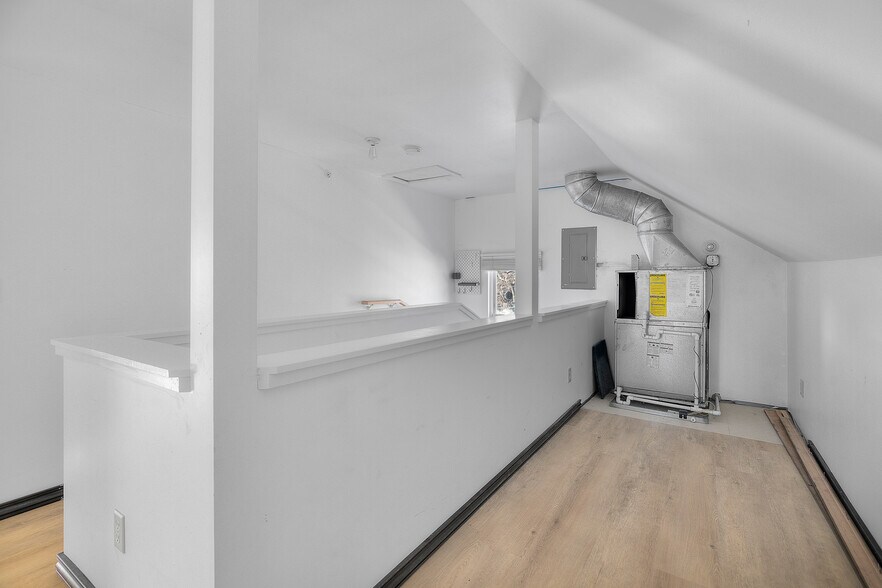 More Photos Of 2420 4th Ave S, Minneapolis Apartments For Sale