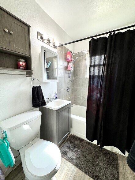 More Photos Of 4202 Cheyenne St, Cheyenne Multifamily For Sale