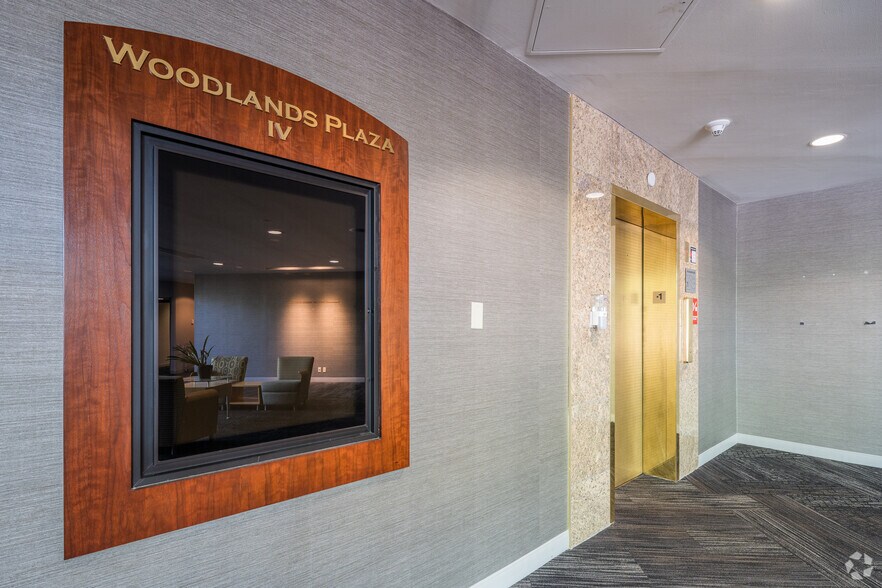 More Photos Of 11775 Borman Dr, Saint Louis Office For Lease