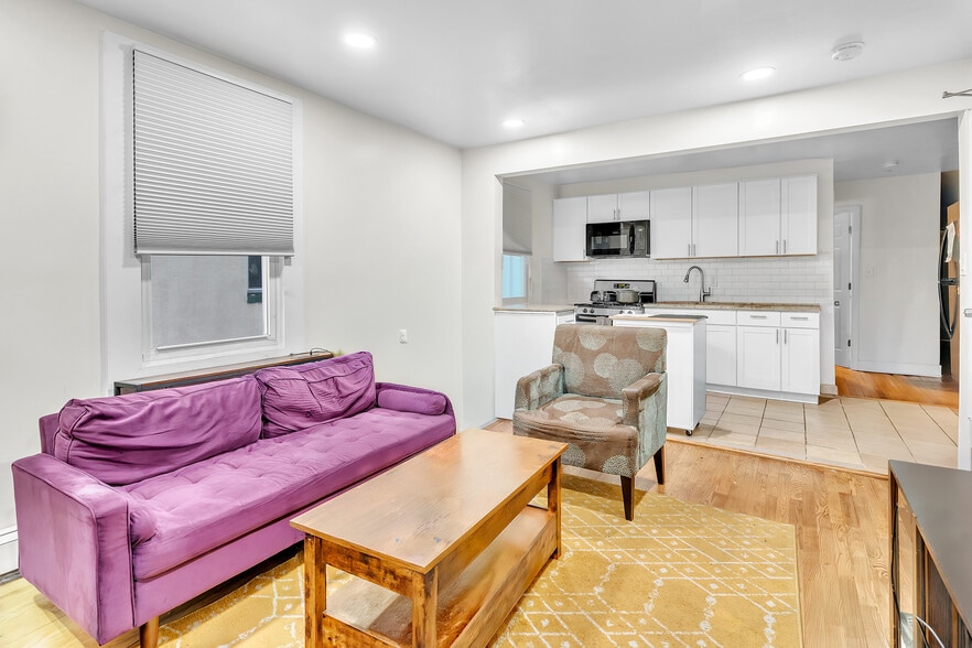 More Photos Of 478 Fabyan Pl, Newark Apartments For Sale