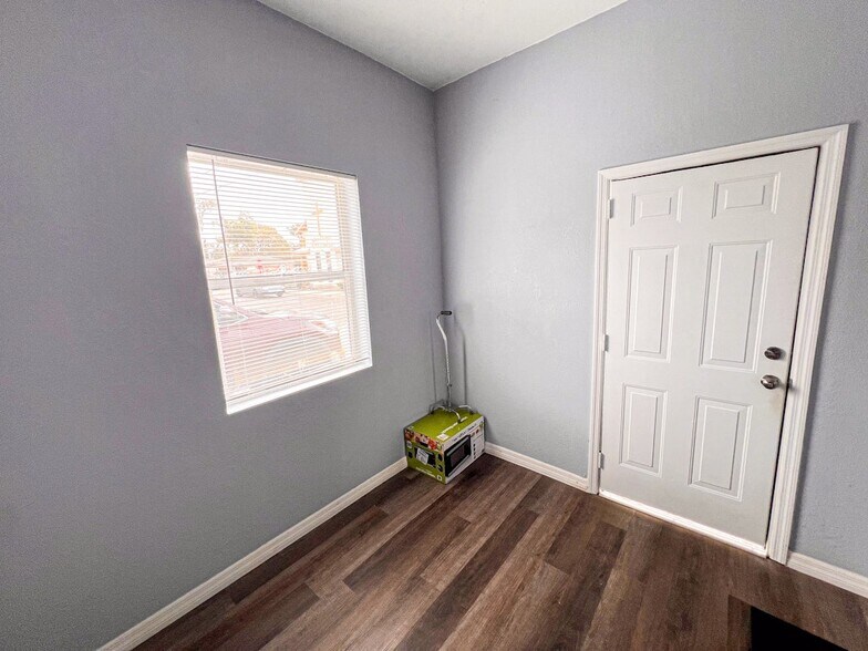 More Photos Of 1110 E Laura St, Plant City Funeral Home For Sale