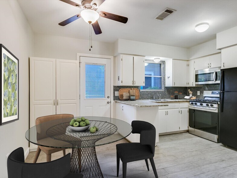 More Photos Of 3203 Lafayette Ave, Austin Specialty For Sale