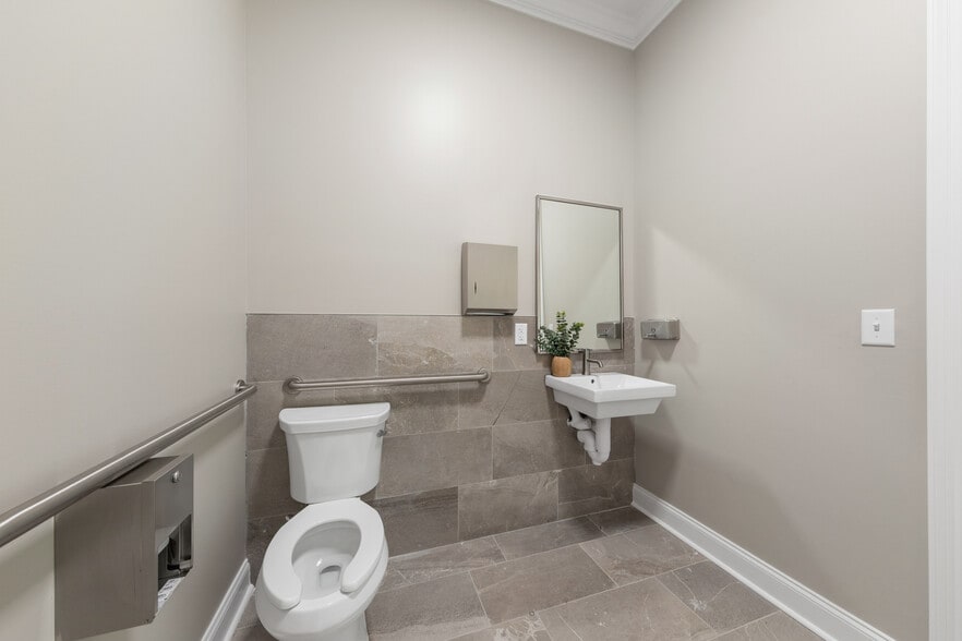 More Photos Of 1102 Apollo rd, Scott Office Residential For Lease