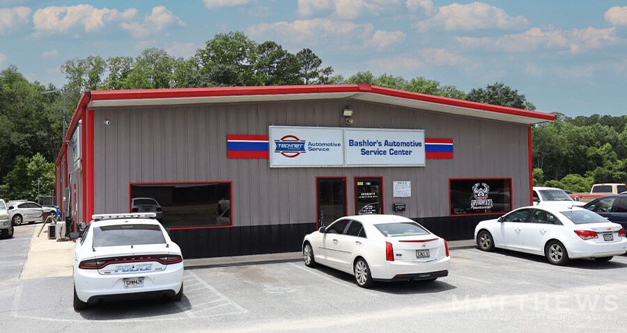 More Photos Of 1110 S Laurel St, Springfield Auto Repair For Lease