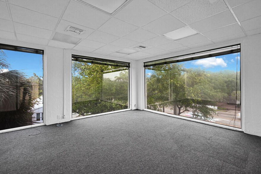 More Photos Of 150 E Davie Blvd, Fort Lauderdale Medical For Lease