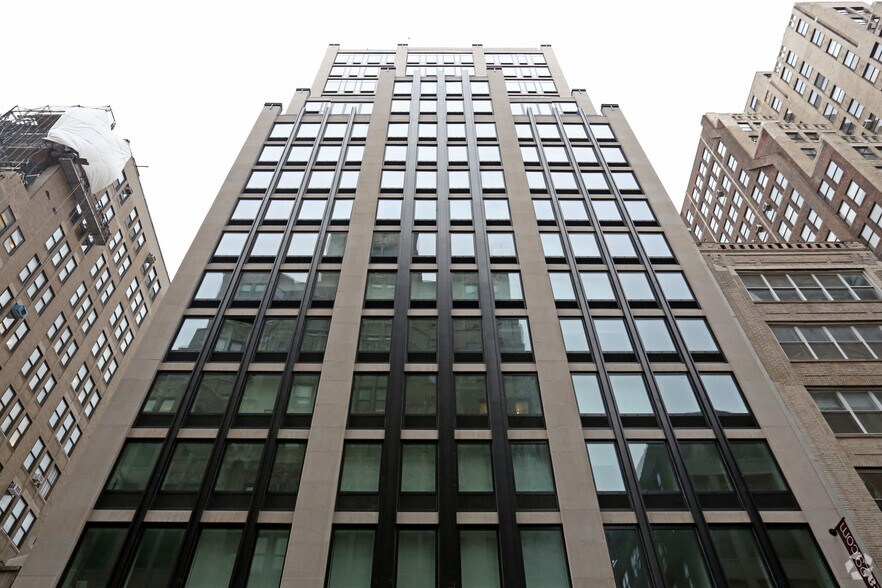 More Photos Of 219 W 79th St, New York Medical For Lease