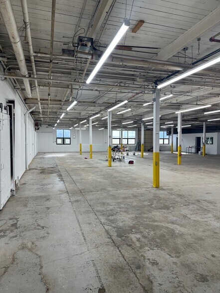 More Photos Of 20 Cornelia St, Buffalo Warehouse For Lease