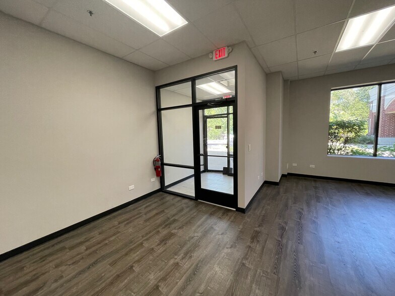 More Photos Of 731 S Route 21, Gurnee Medical For Sale