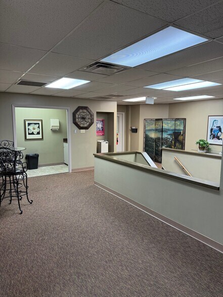 More Photos Of 4 Shackleford Plz, Little Rock Office For Sale