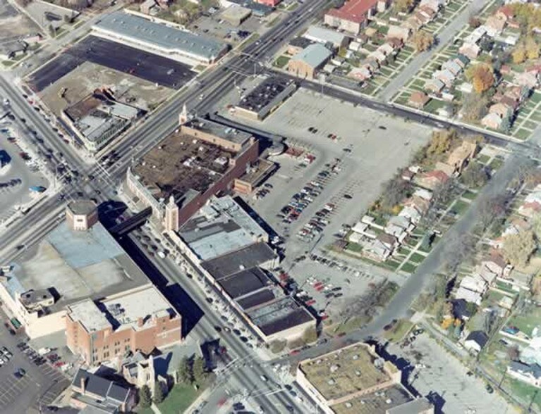More Photos Of 15320-15400 Grand River Ave, Detroit Unknown For Lease