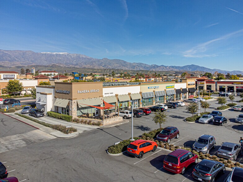 More Photos Of 1620 E 1st St, Beaumont General Retail For Sale