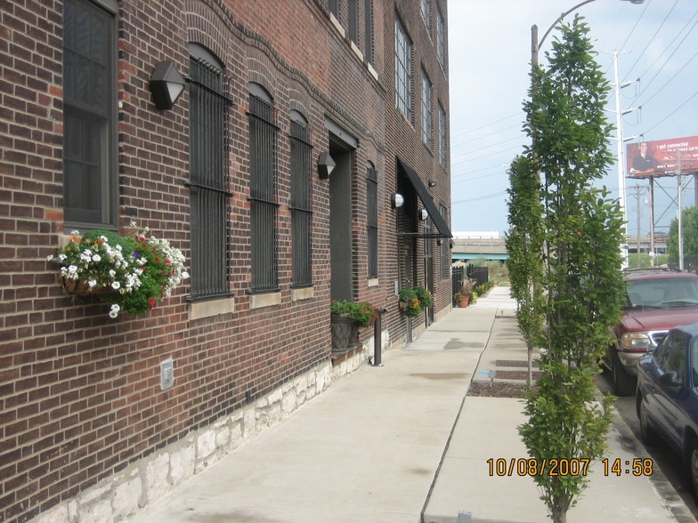 More Photos Of 1120 S 6th St, Saint Louis Loft Creative Space For Lease