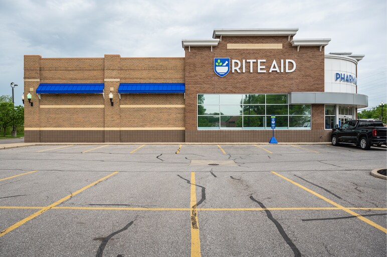 More Photos Of 479 Main St, Grafton Drugstore For Lease