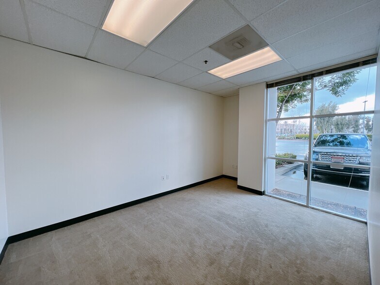 More Photos Of 15350 Fairfield Ranch Rd, Chino Hills Warehouse For Lease