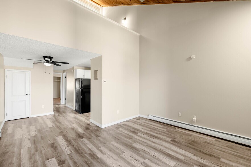 More Photos Of 3349 E Fountain Blvd, Colorado Springs Apartments For Sale