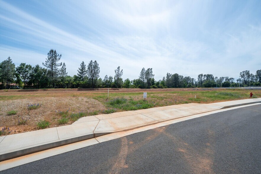 Primary Photo Of Airport Rd @ Rancho Rd, Redding Land For Sale
