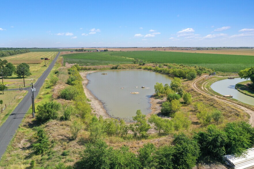 More Photos Of CR 5715, Natalia Land For Sale