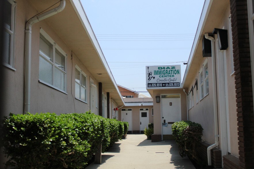 More Photos Of 7024 Seville Ave, Huntington Park Medical For Lease