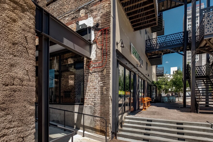 More Photos Of 2015 1st Ave N, Birmingham Apartments For Lease