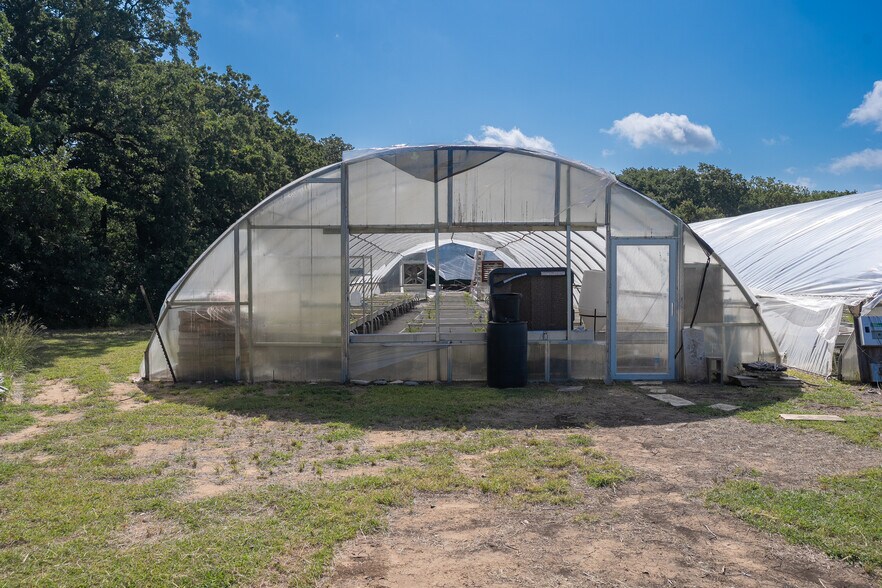 More Photos Of 6529 Asher Rd, Alvarado Specialty For Sale