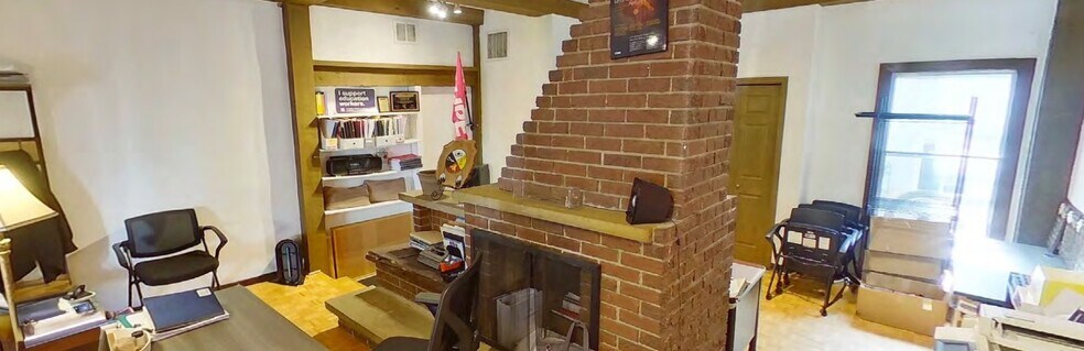 More Photos Of 15-17 Belmont St, Toronto Office Residential For Sale