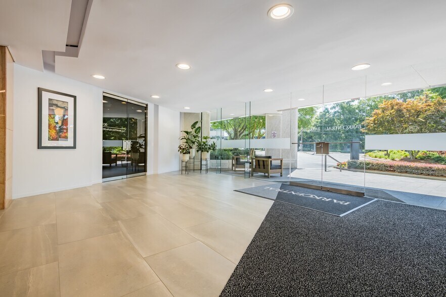 More Photos Of 2970 Clairmont Rd NE, Atlanta Medical For Lease