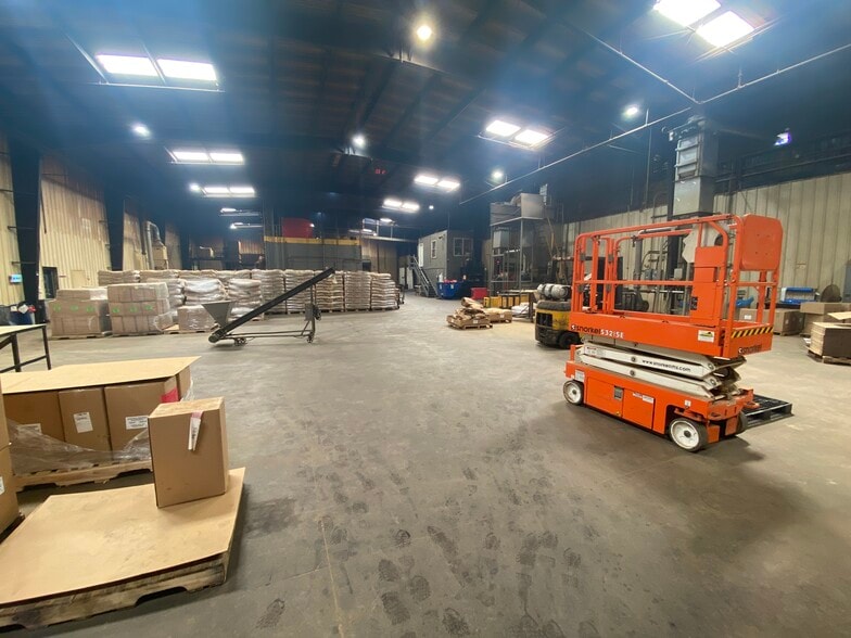 More Photos Of 1381 Air Rail Ave, Virginia Beach Food Processing For Sale