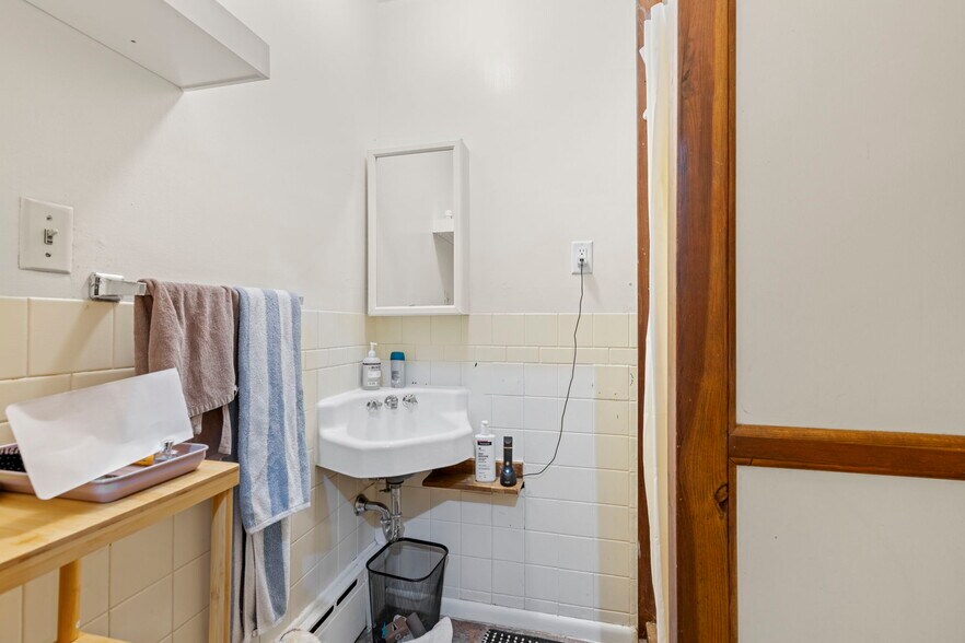 More Photos Of 735 17th St, Boulder Apartments For Sale