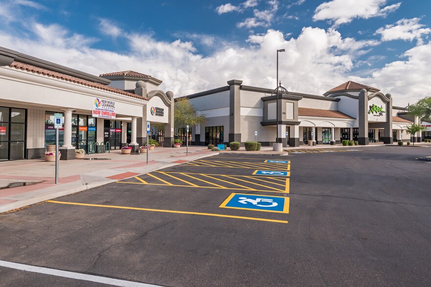 More Photos Of 980 E Pecos Rd, Chandler Restaurant For Lease