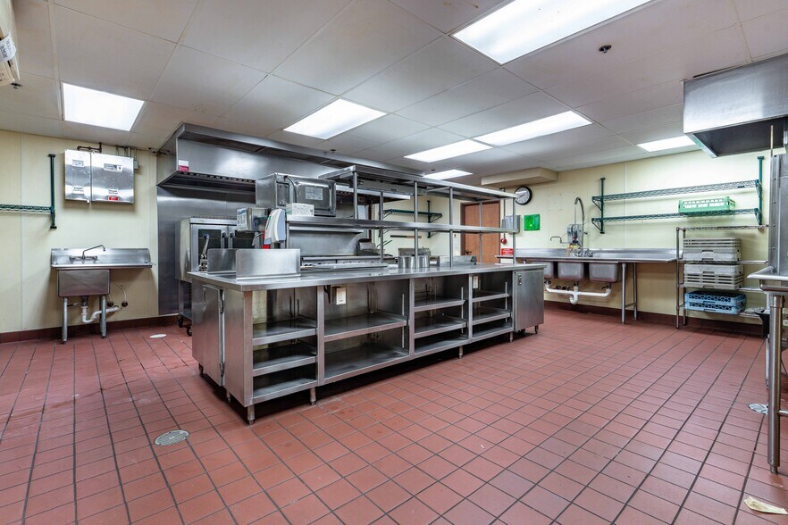 More Photos Of 394 Woodland Dr, Fergus Falls Assisted Living For Sale