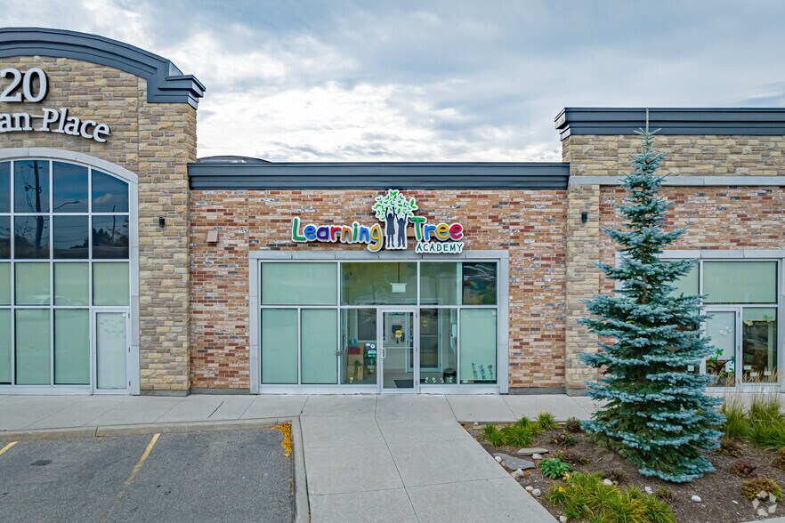 More Photos Of 20 Cowan Pl, Guelph General Retail For Lease