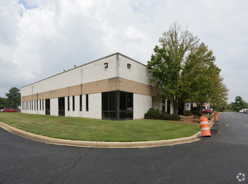 More Photos Of 500-518 First State Blvd, Stanton Unknown For Lease