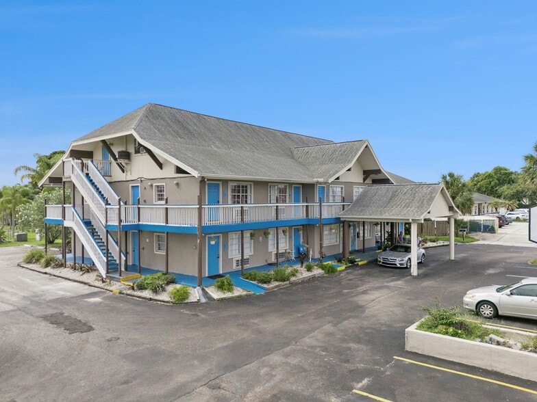 More Photos Of 3220 S Fiske Blvd, Rockledge Hotel For Sale