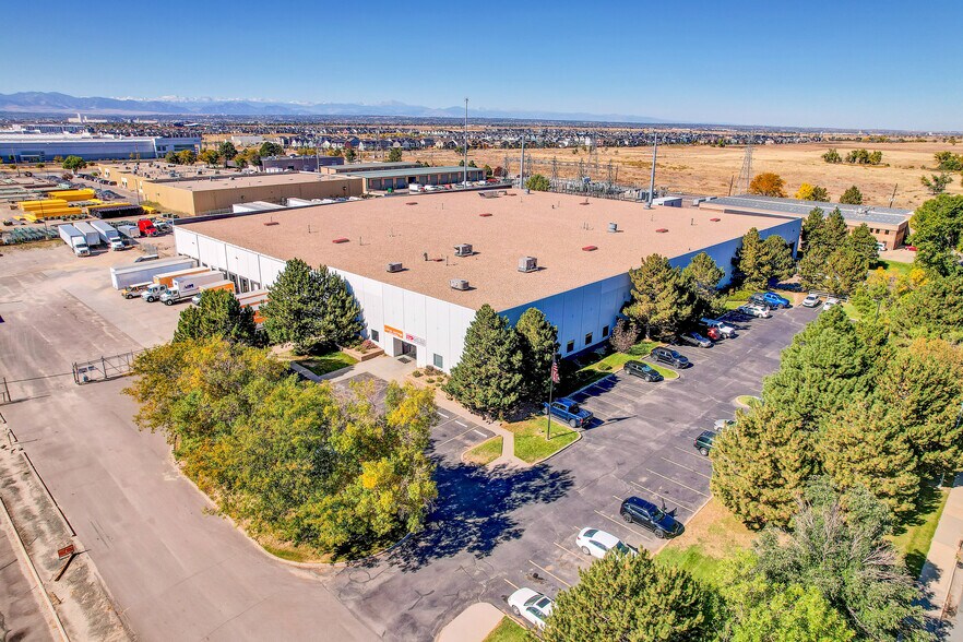 More Photos Of 5555 Joliet St, Denver Warehouse For Lease