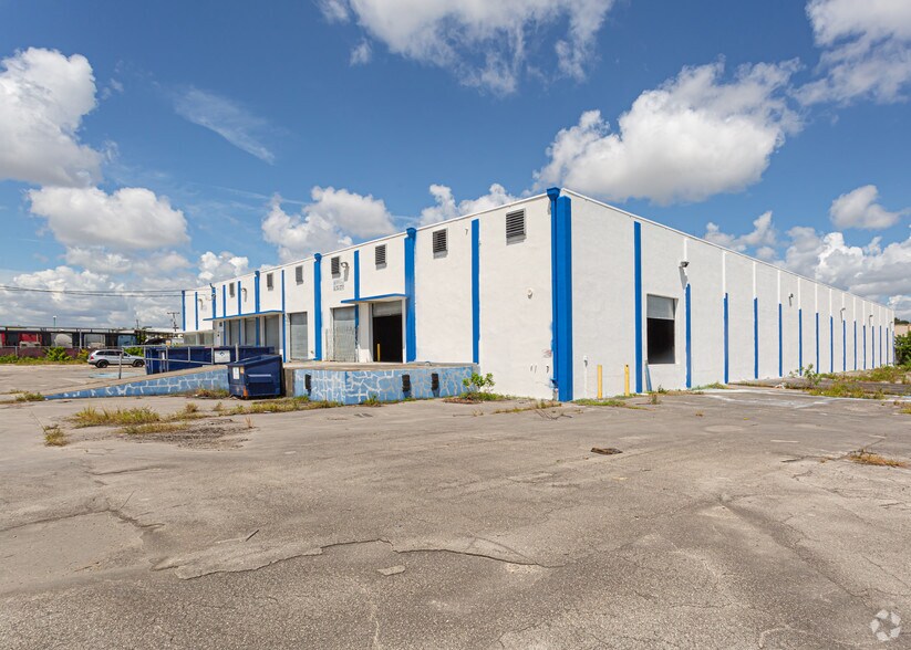 Primary Photo Of 2929 NW 73rd St, Miami Warehouse For Lease
