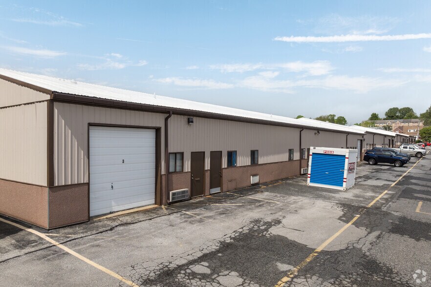 More Photos Of 950 Ridge Rd, Claymont Unknown For Lease