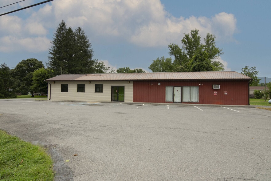 More Photos Of 1931 Alta Dr, Alderson General Retail For Sale