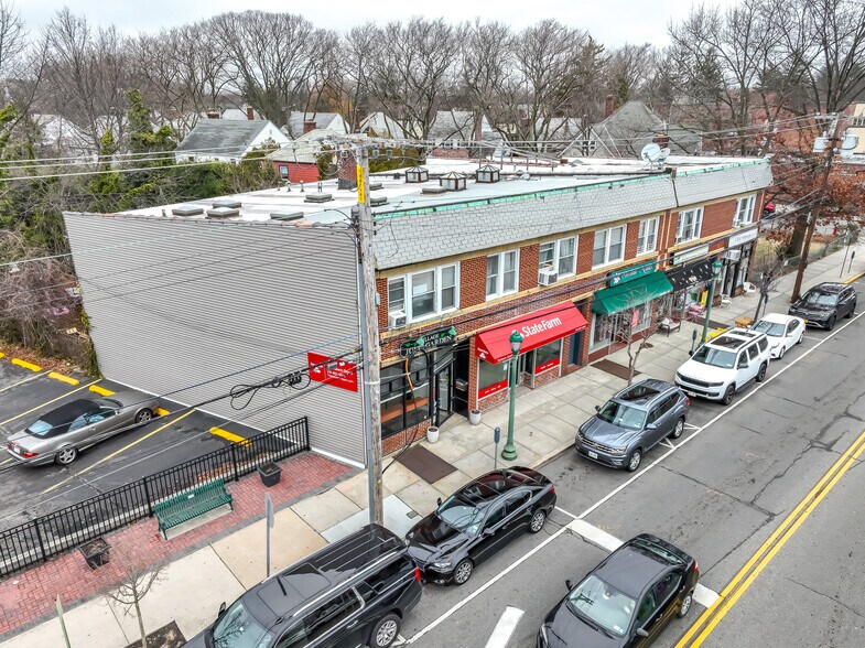 More Photos Of 277-287 Hempstead Ave, Malverne Storefront Retail Residential For Sale