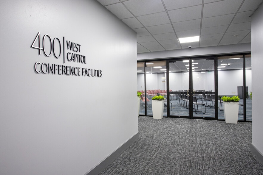 More Photos Of 400 W Capitol Ave, Little Rock Office For Lease