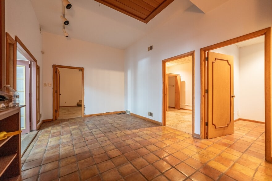 More Photos Of 3519 Bigelow Blvd, Pittsburgh Office For Sale