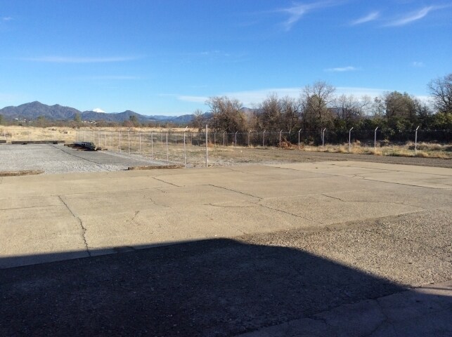 More Photos Of 5070 Mountain Lakes Blvd, Redding Warehouse For Sale