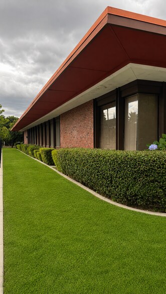 More Photos Of 1401 N Hunter St, Stockton Office For Sale
