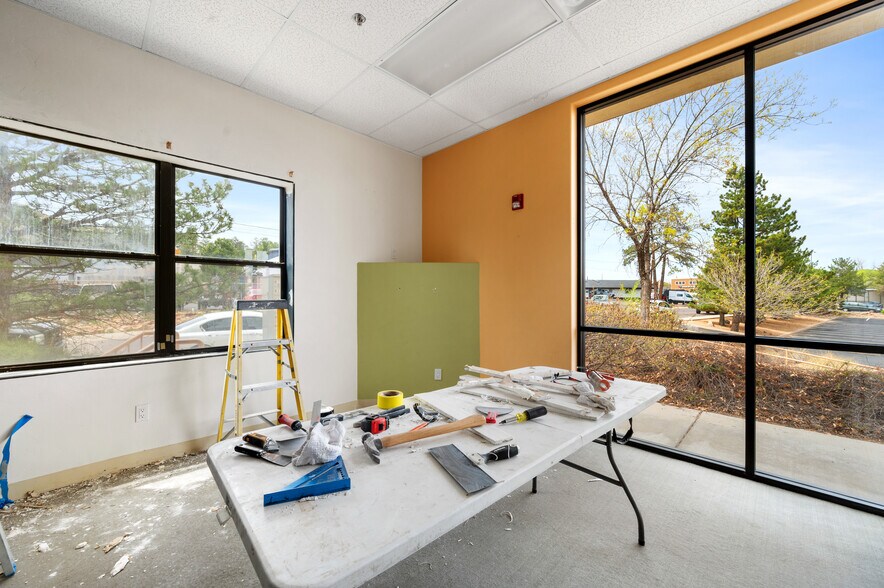 More Photos Of 371 Garden St, Prescott Storefront Retail Office For Sale