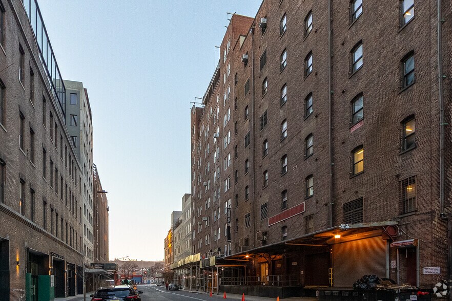 More Photos Of 529 W 20th St, New York Office For Lease