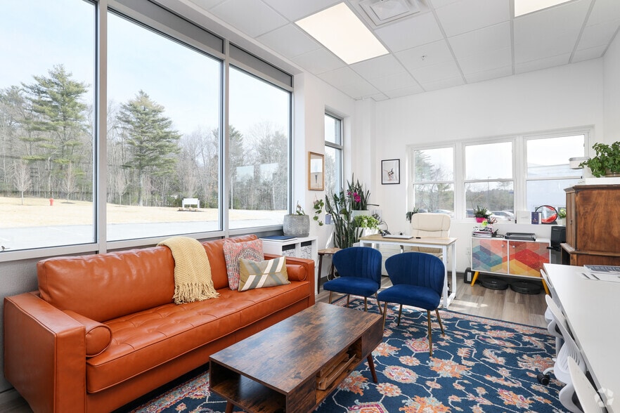 More Photos Of 64 Forest Ridge Dr, Rowley Light Distribution For Lease