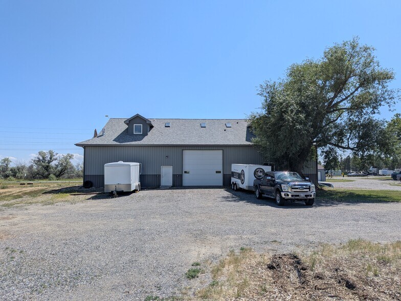 More Photos Of 6891 Grand Ave, Billings Service For Lease