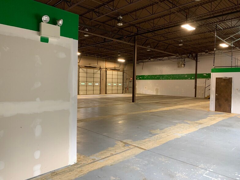 More Photos Of 113 Robbins Rd, Downingtown Light Manufacturing For Lease