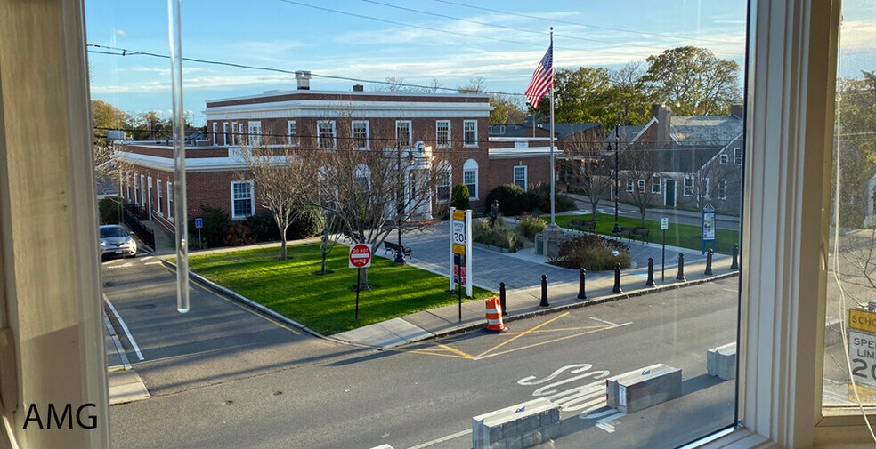 More Photos Of 390-408 Main St, Hyannis General Retail For Lease